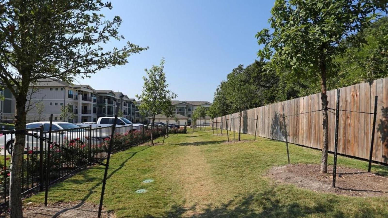 Landing At Bridge At Southpark Meadows - 2 Bedrooms In Slaughter Creek Austin Eksteriør billede
